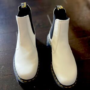 DR. MARTENS 2976 QUAD PLATFORM CHELSEA BOOTS Women EU38